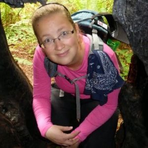 Meet your Posher, Holly